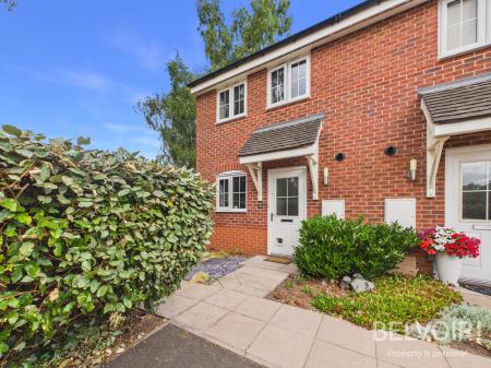 House Hollingworth Close in Stafford