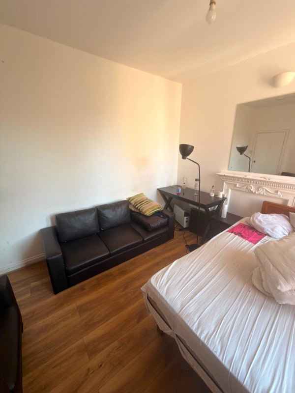 Room Keymer Road in Greater London