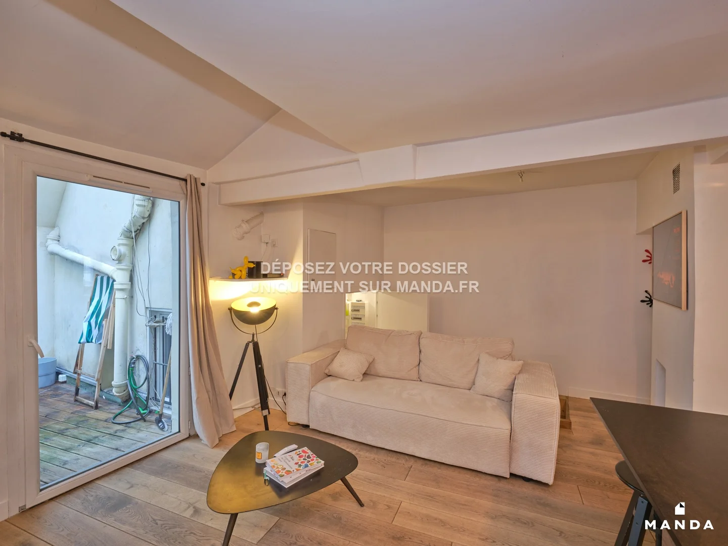 Appartement Rue du Faubourg Saint-Martin à Paris