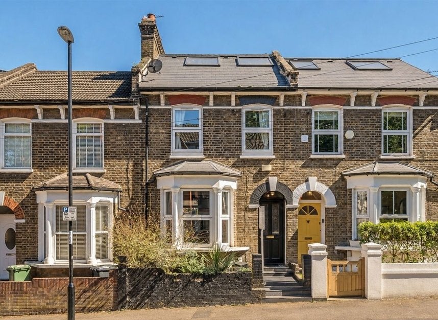 House Algernon Road in Greater London