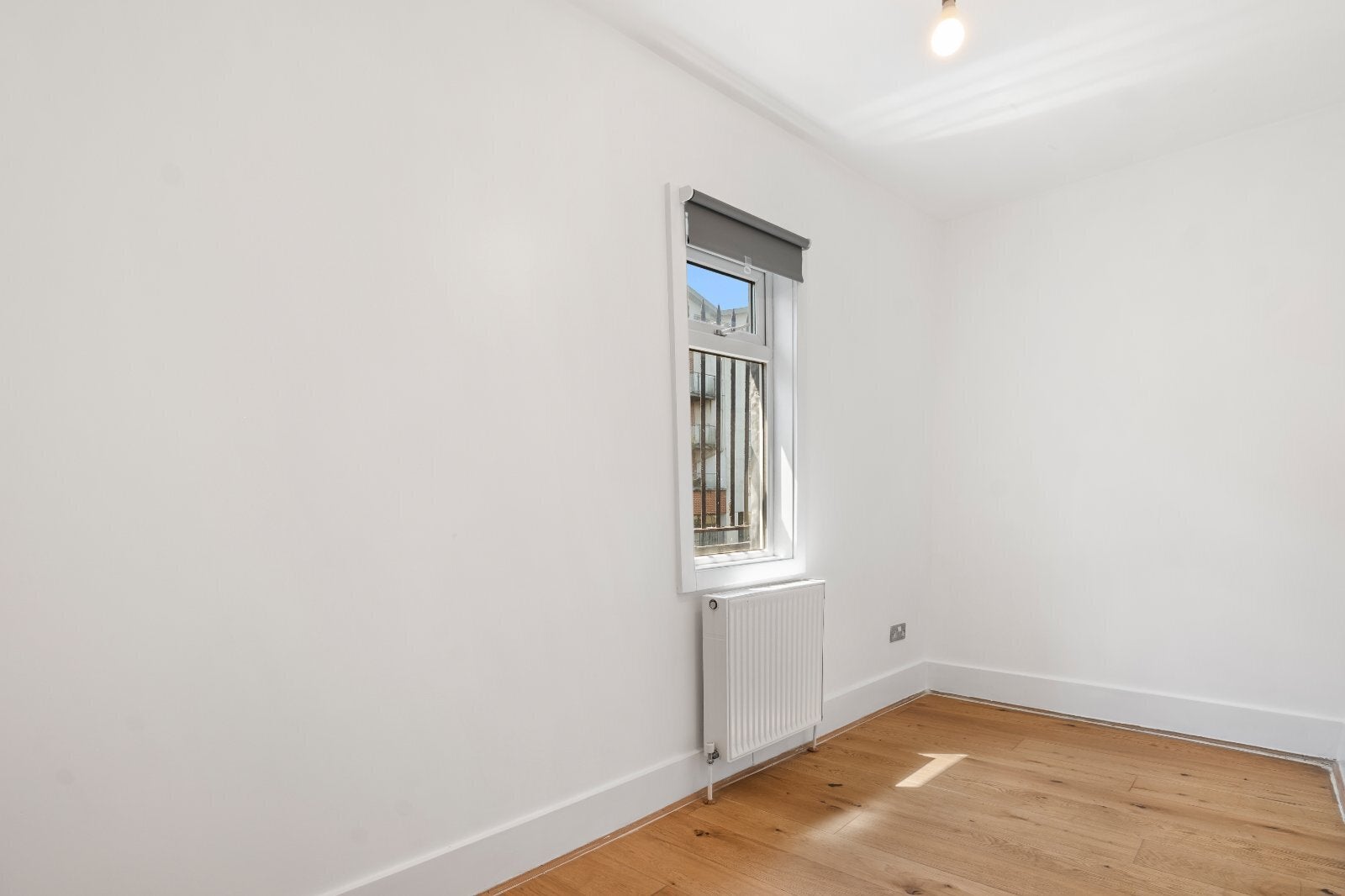 Flat Harrow Road in City of Westminster