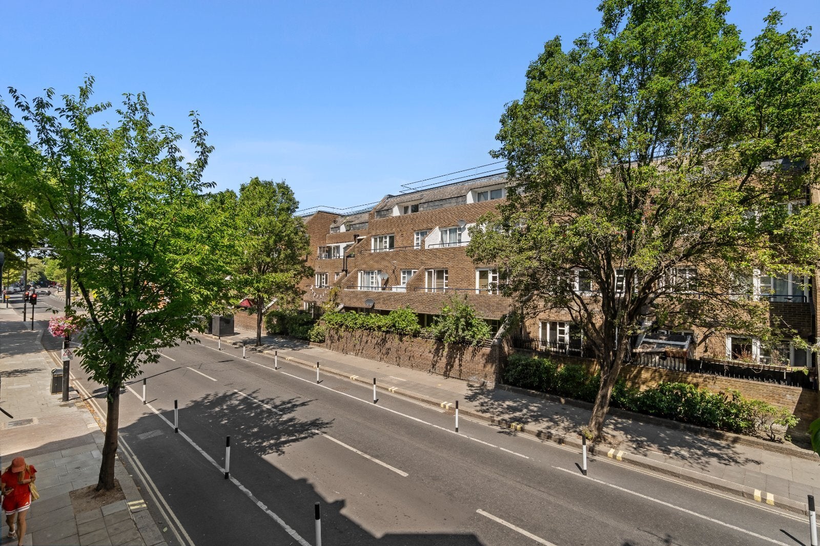 Flat Harrow Road in City of Westminster