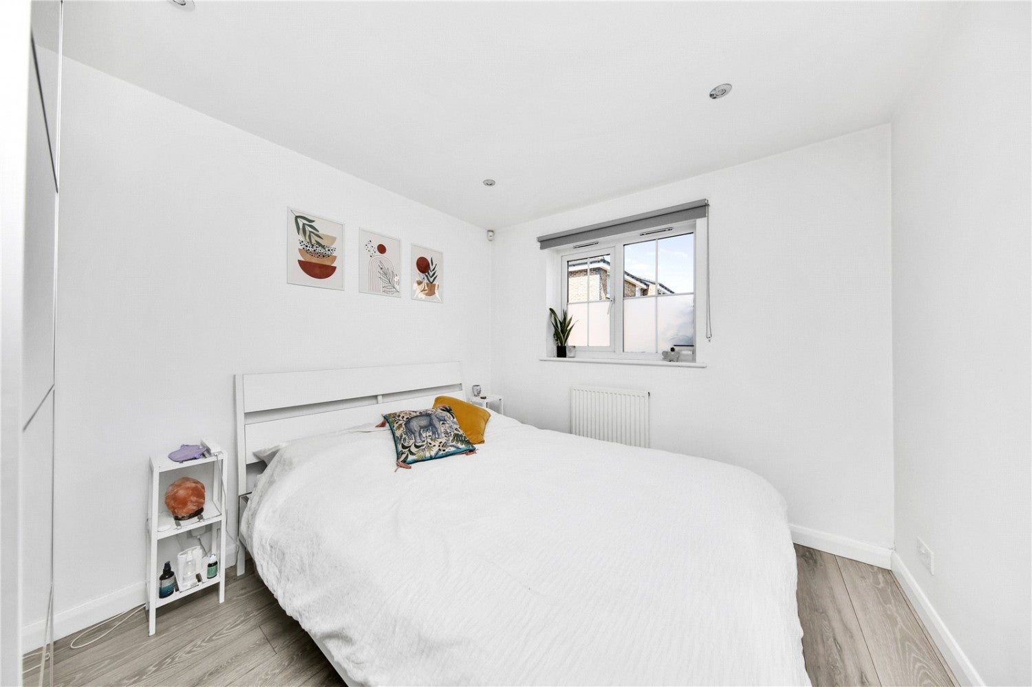 Flat Alpine Grove in Greater London