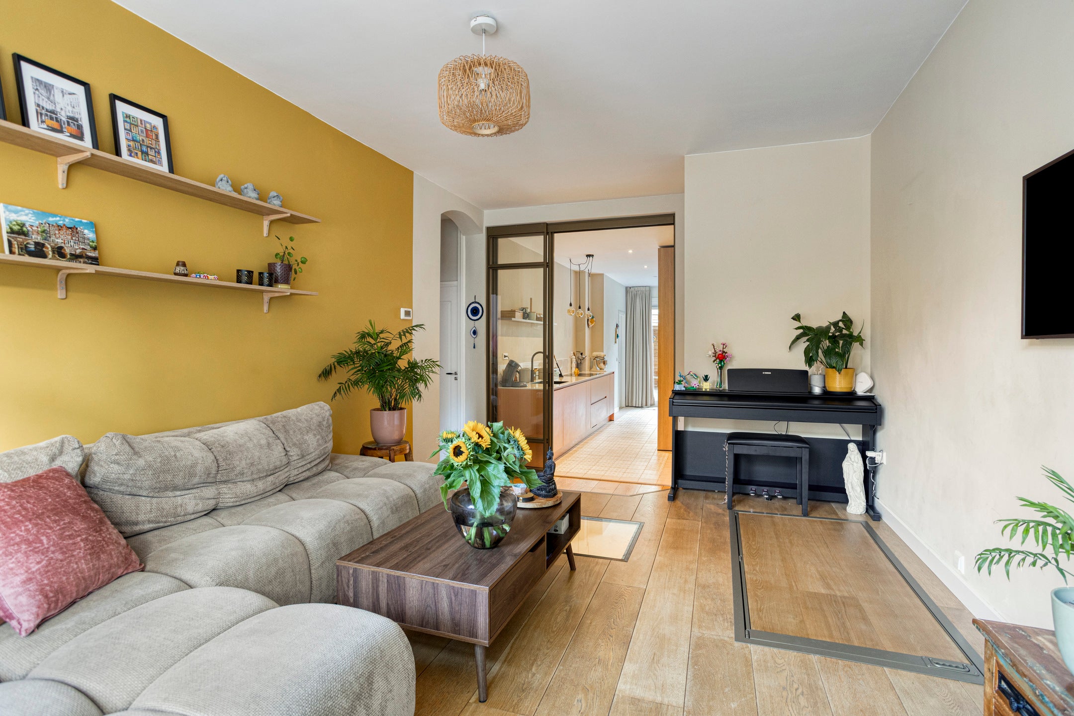 Woning te huur: Borneostraat, Amsterdam