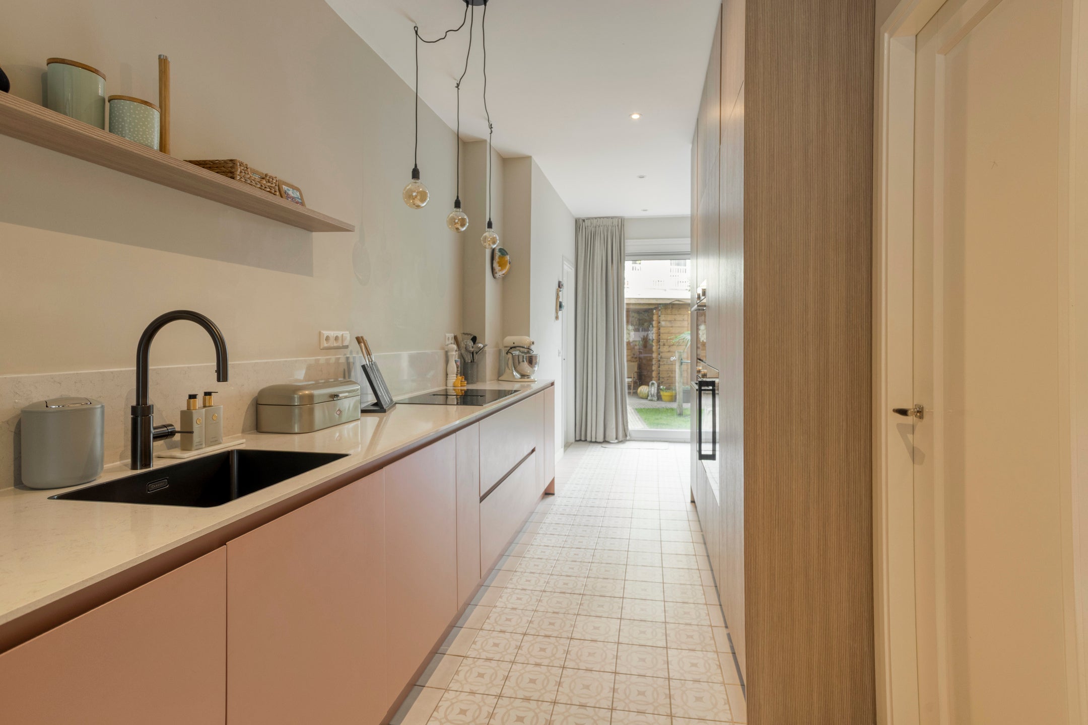 Woning te huur: Borneostraat, Amsterdam