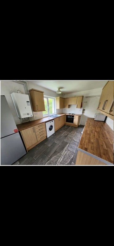 Room Sutton Passeys Crescent in Nottingham