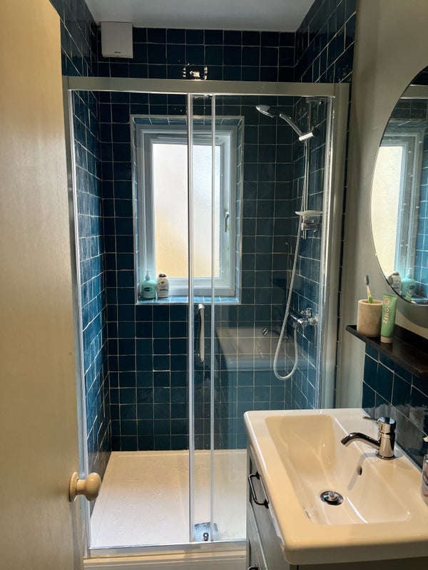 Room St Asaph Road in Greater London