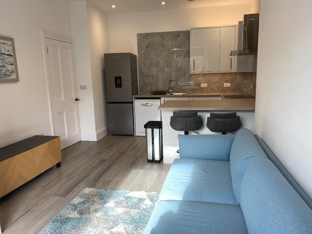 Flat Watson Crescent in City of Edinburgh