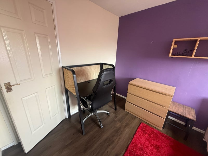 Room Tucana Avenue in Salford