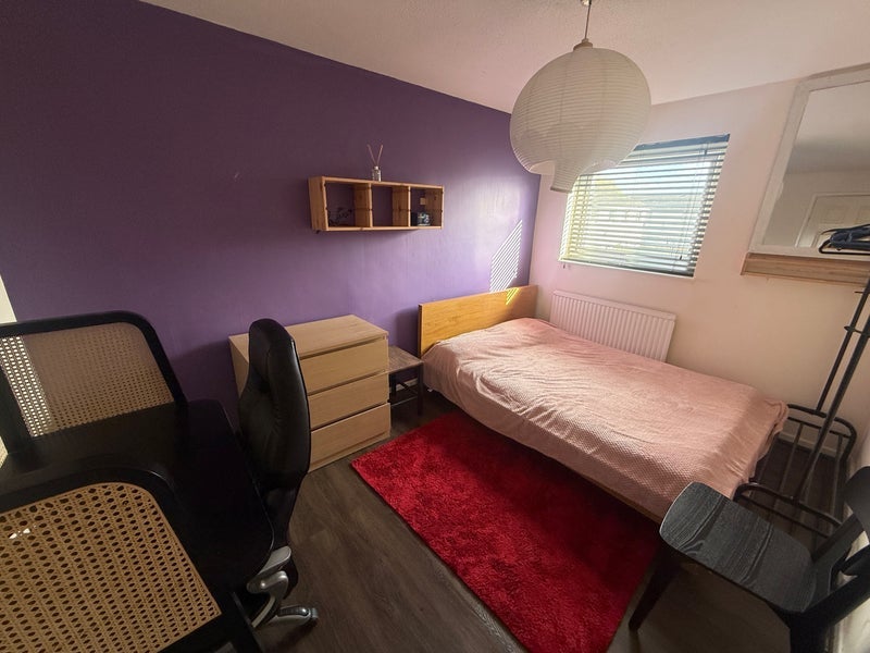 Room Tucana Avenue in Salford