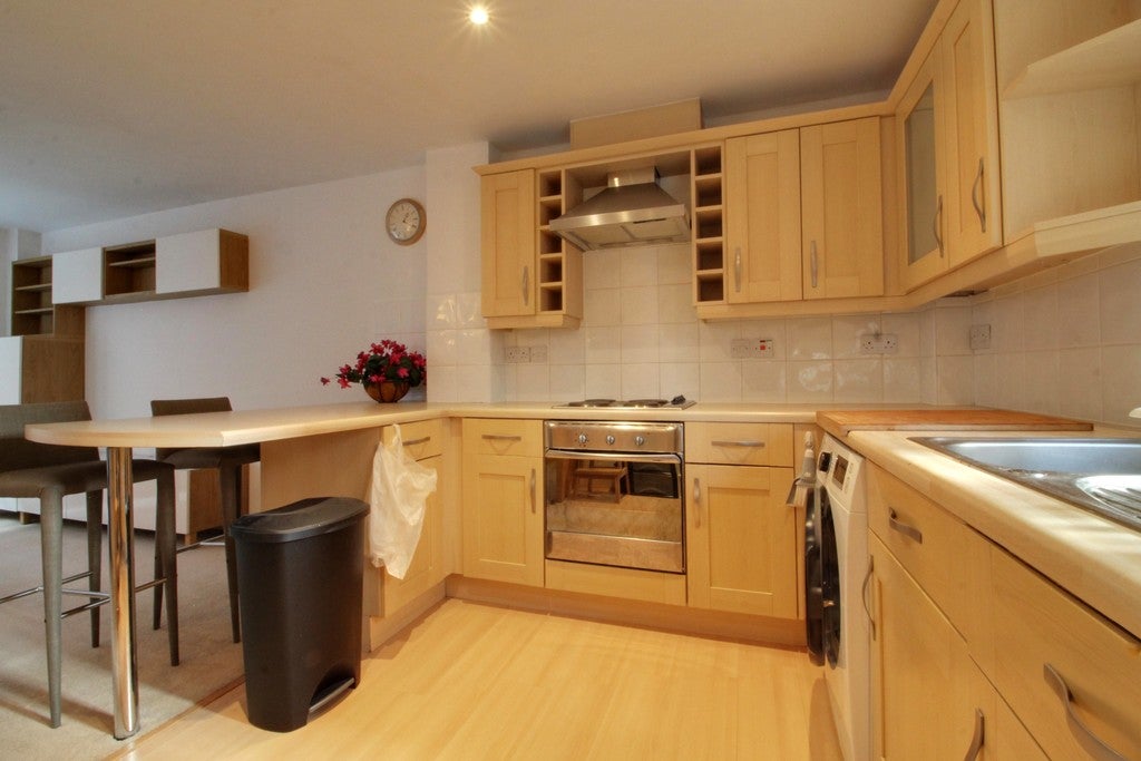 Flat Great Charles Street Queensway in Birmingham