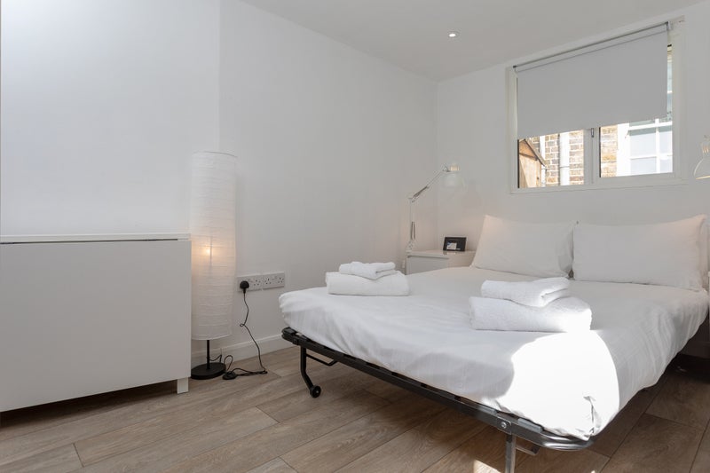 Room North Street in Greater London