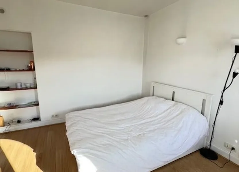 Flat Voie E/17 in Paris
