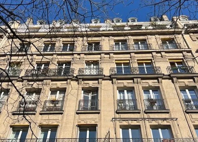 Flat Voie E/17 in Paris