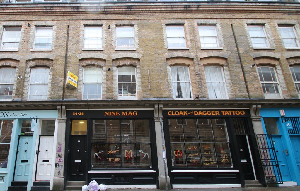 Flat Cheshire Street in Greater London