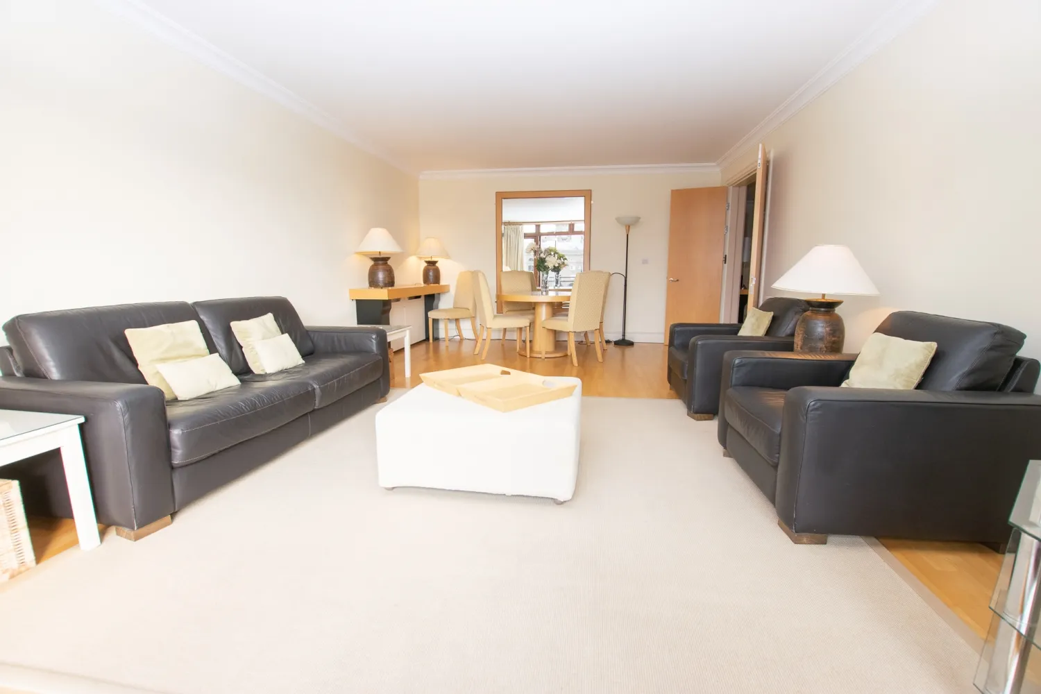 Flat Star Place in Greater London