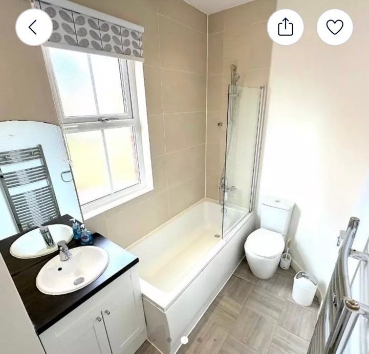 Room Platt Lane in Manchester