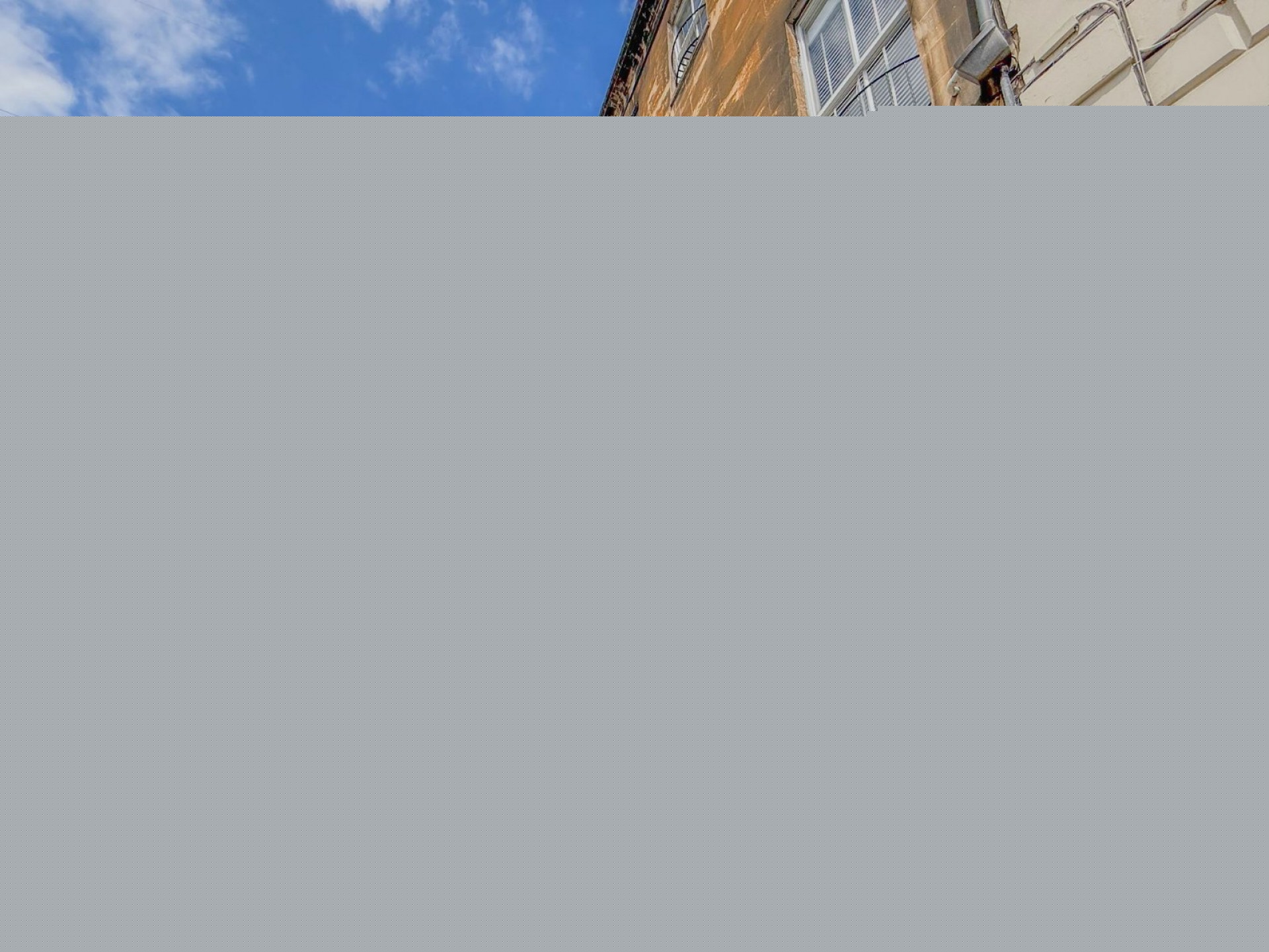 Flat Hotwell Road in Bristol