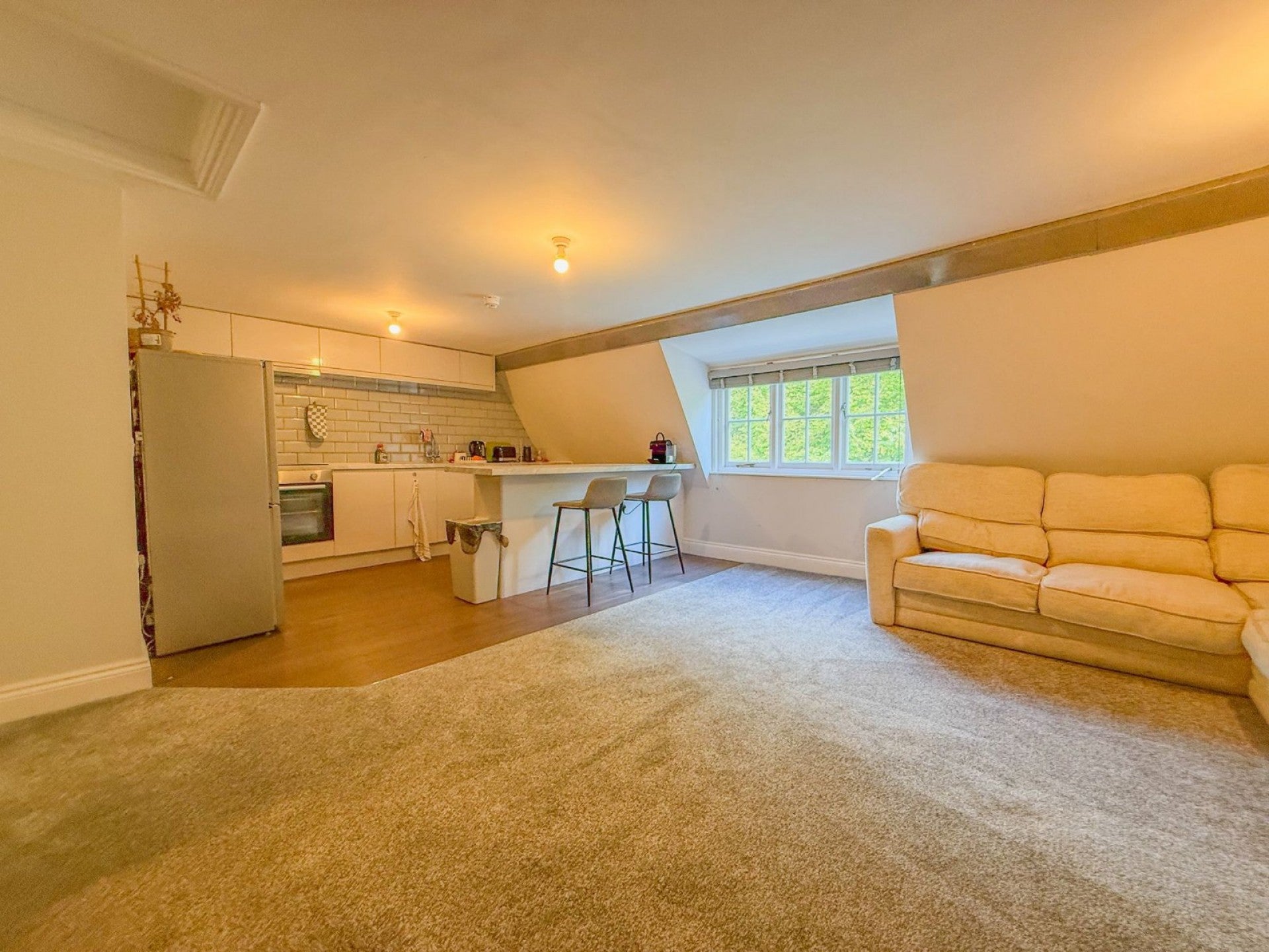 Flat Hotwell Road in Bristol