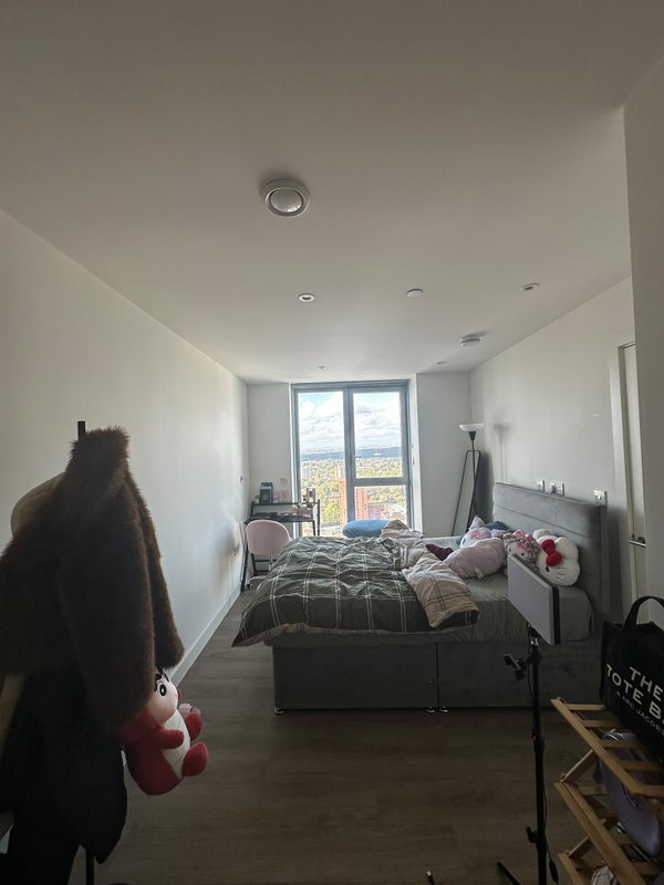 Room New Bailey Street in Salford