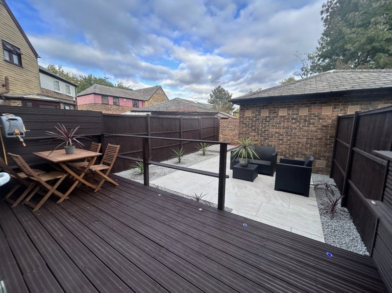 Room Smith Close in Greater London