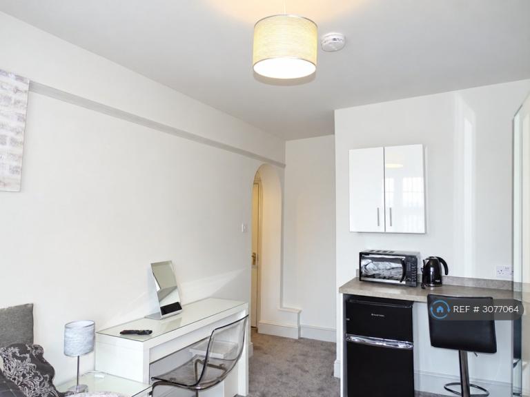 Room Sidbury in Worcester