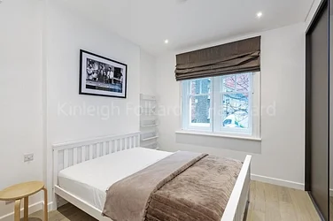 Flat Bell Street in City of Westminster