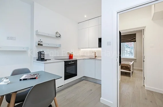 Flat Bell Street in City of Westminster
