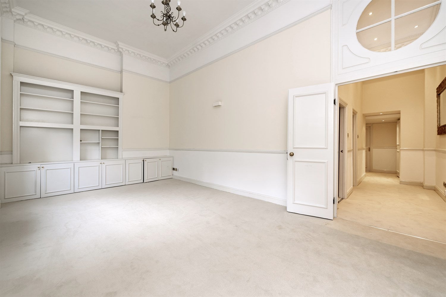 Flat Hyde Park Gardens in City of Westminster