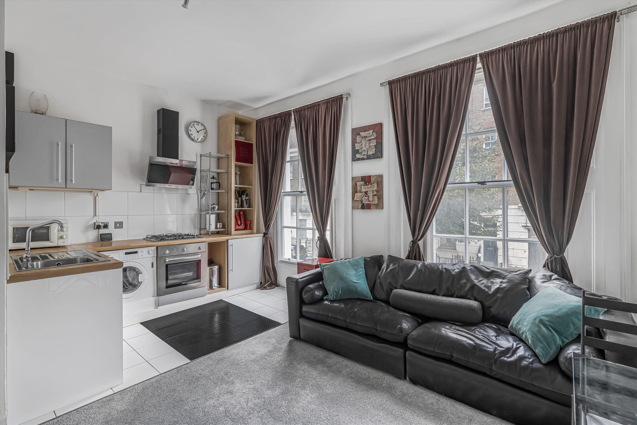 Flat Acton Street in Greater London
