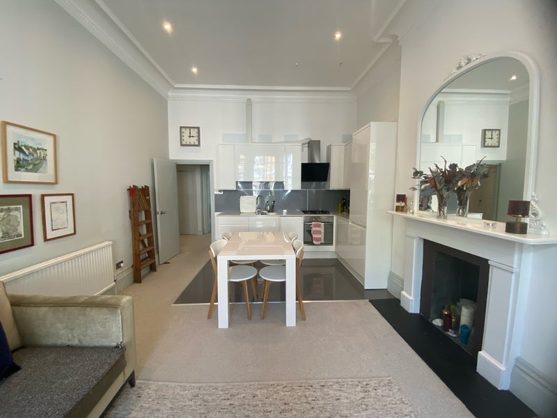 Room Sinclair Road in Greater London