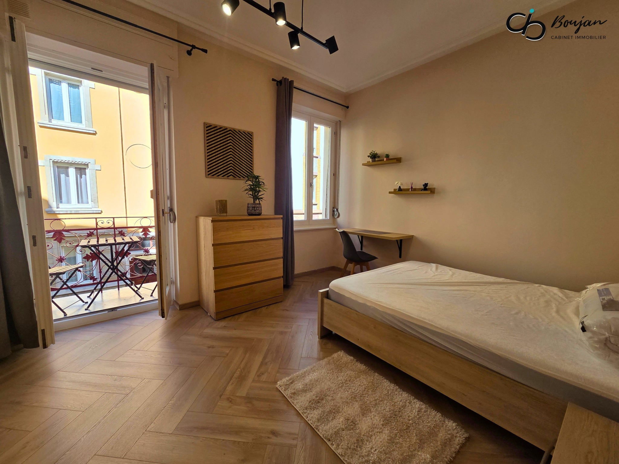Chambre Rue du Ruisseau Bleu à Strasbourg