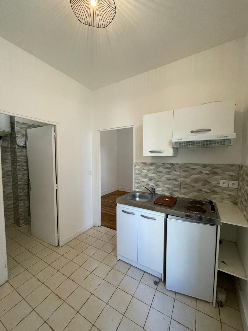 Flat Rue Pasteur in Le Kremlin-Bicêtre