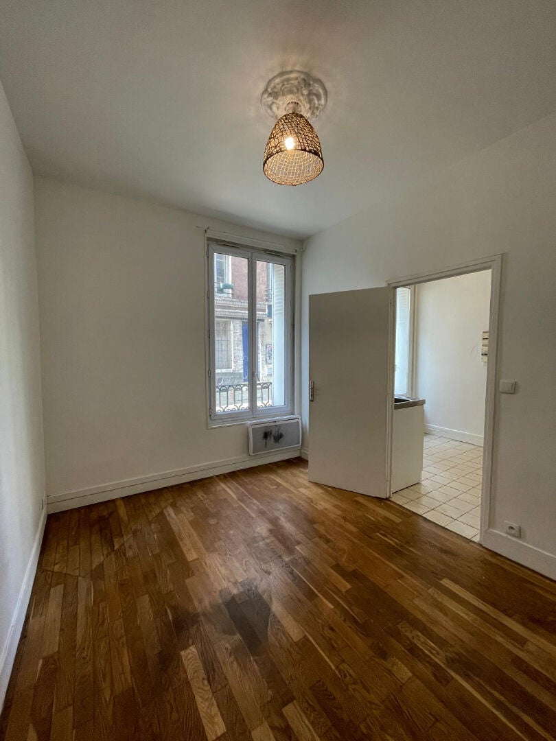 Flat Rue Pasteur in Le Kremlin-Bicêtre
