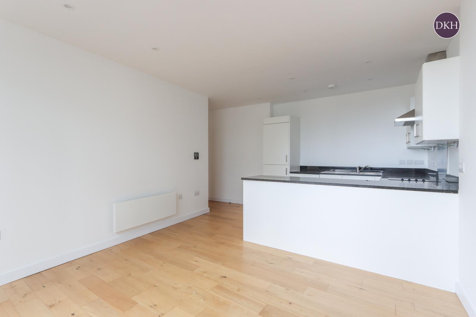 Flat Clarendon Road in Watford