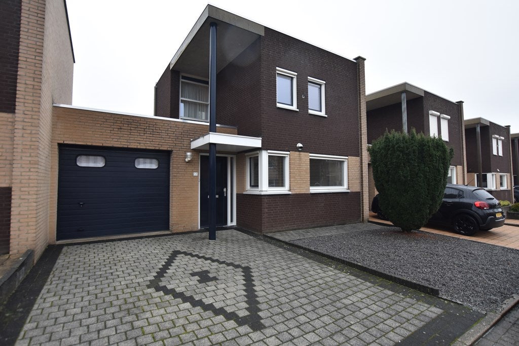 House Neerbeekerhof 53 in Beek