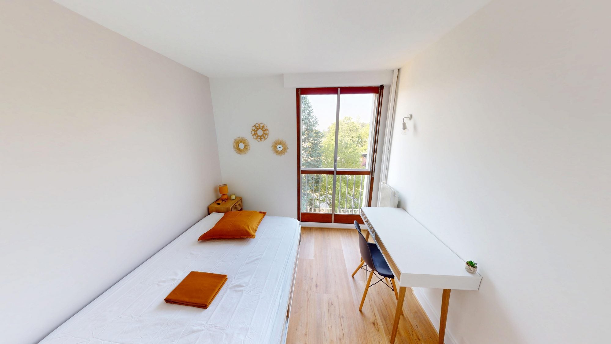 Room Avenue Claude Guillemin in Orléans
