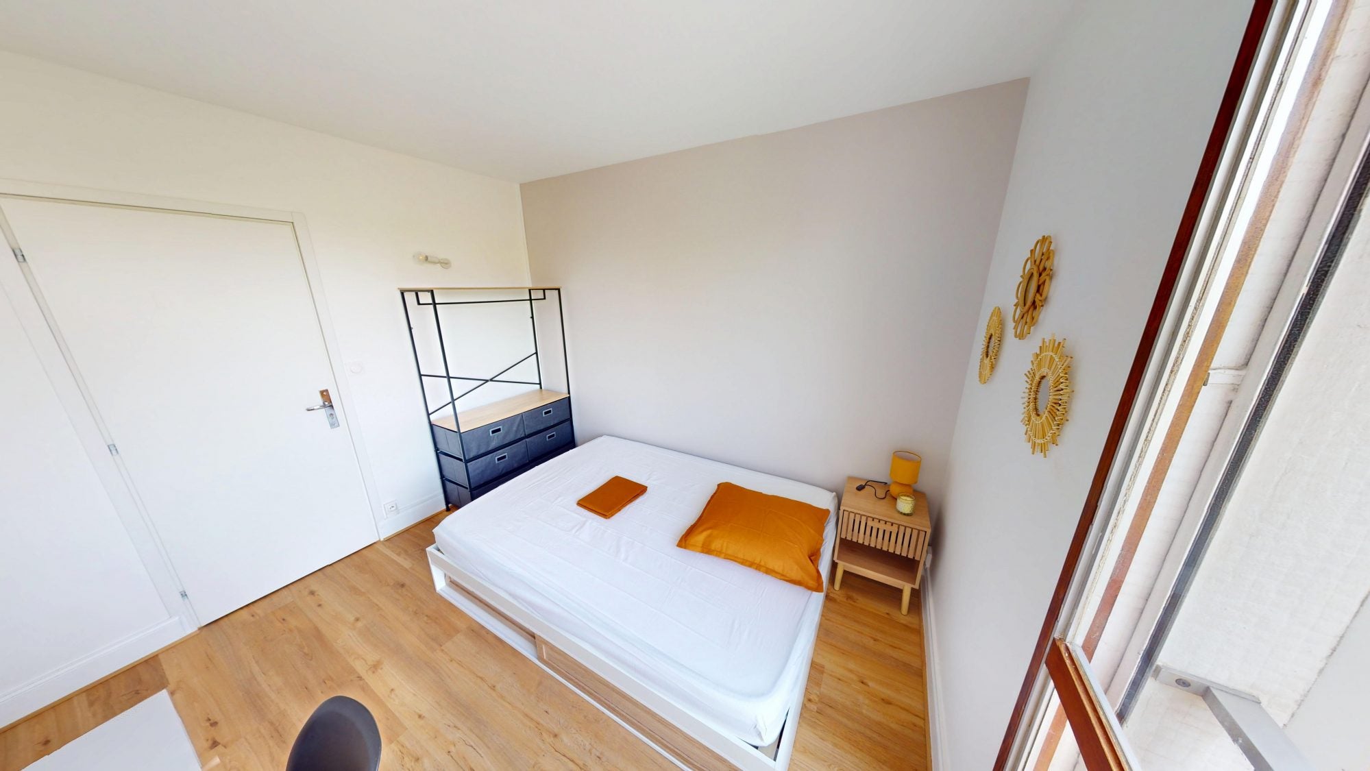 Room Avenue Claude Guillemin in Orléans