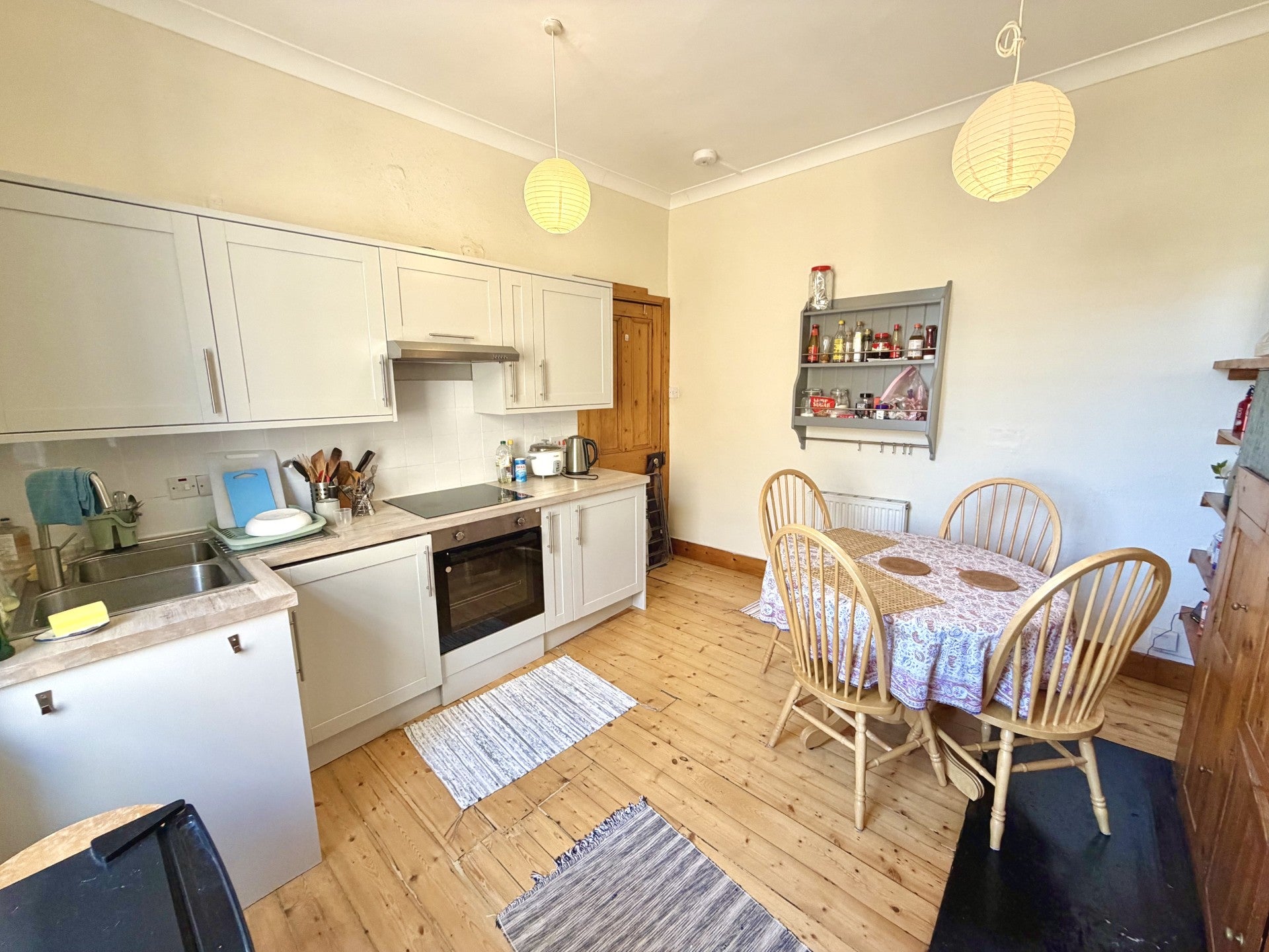 Flat Gayfield Street in City of Edinburgh