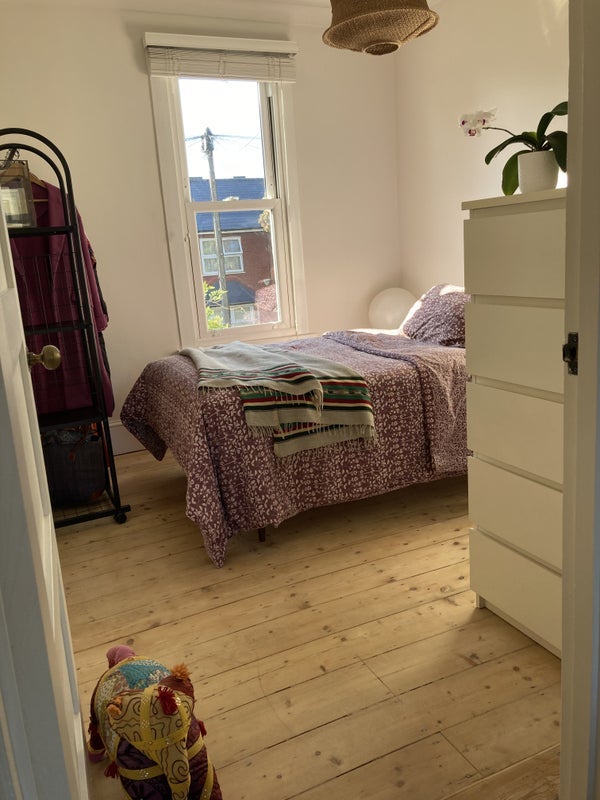 Room Durham Road in Greater London