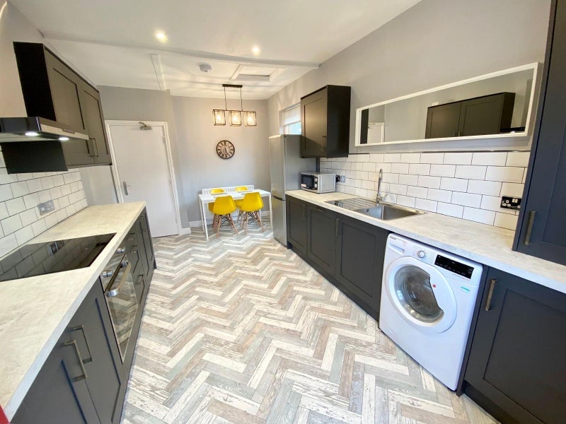 Room Rothbury Terrace in Newcastle upon Tyne