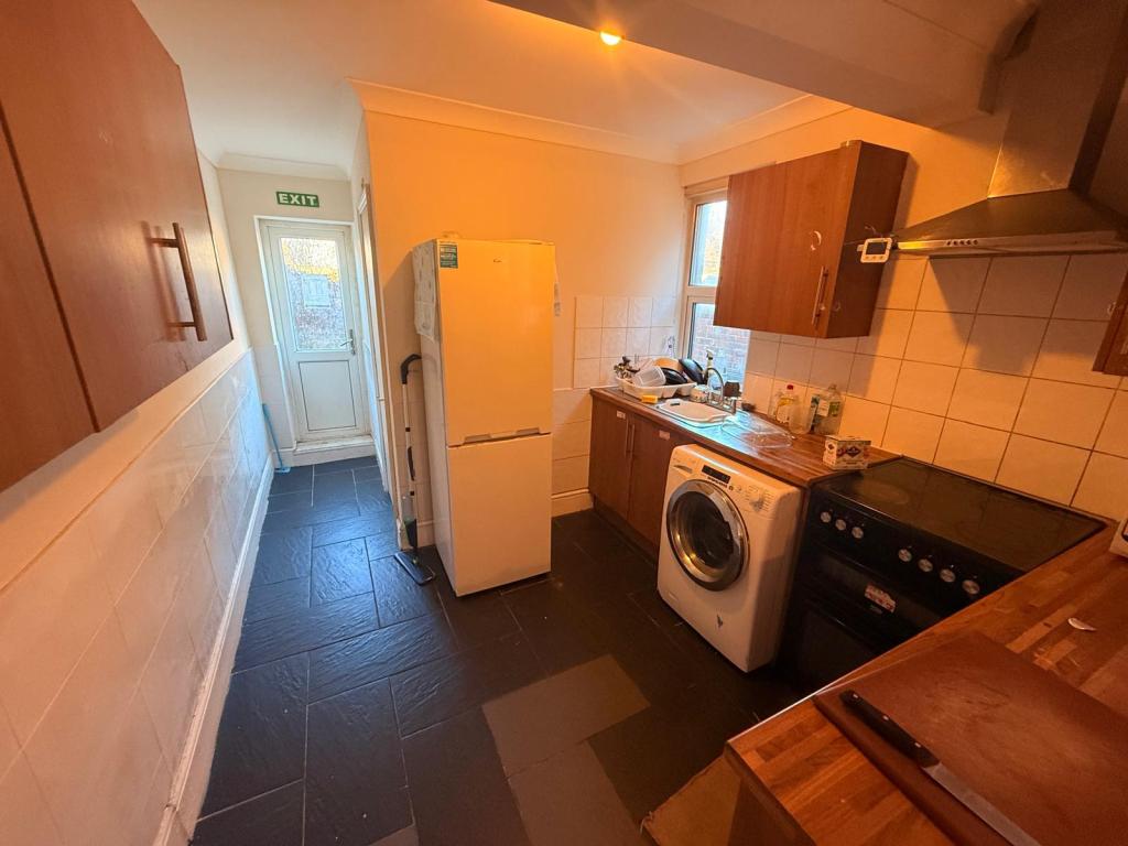 Room Cranbury Road in Eastleigh