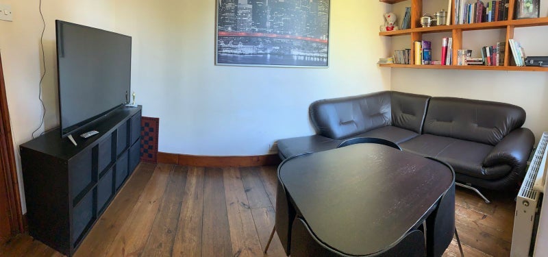 Room Hainault Road in Greater London