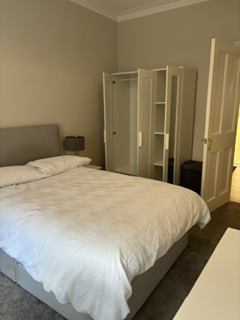 Room Trefoil Avenue in Glasgow