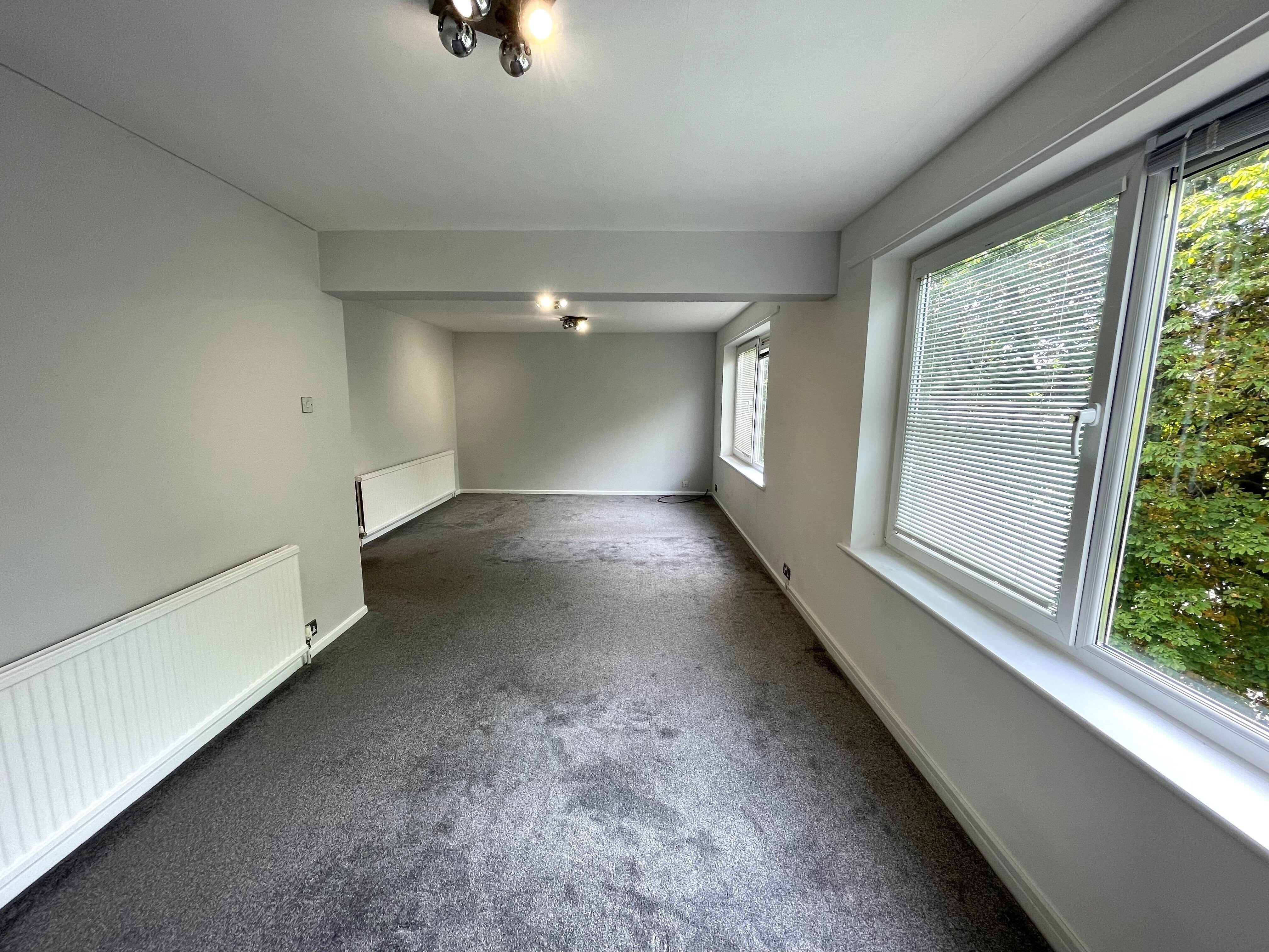 Flat Palatine Road in Manchester
