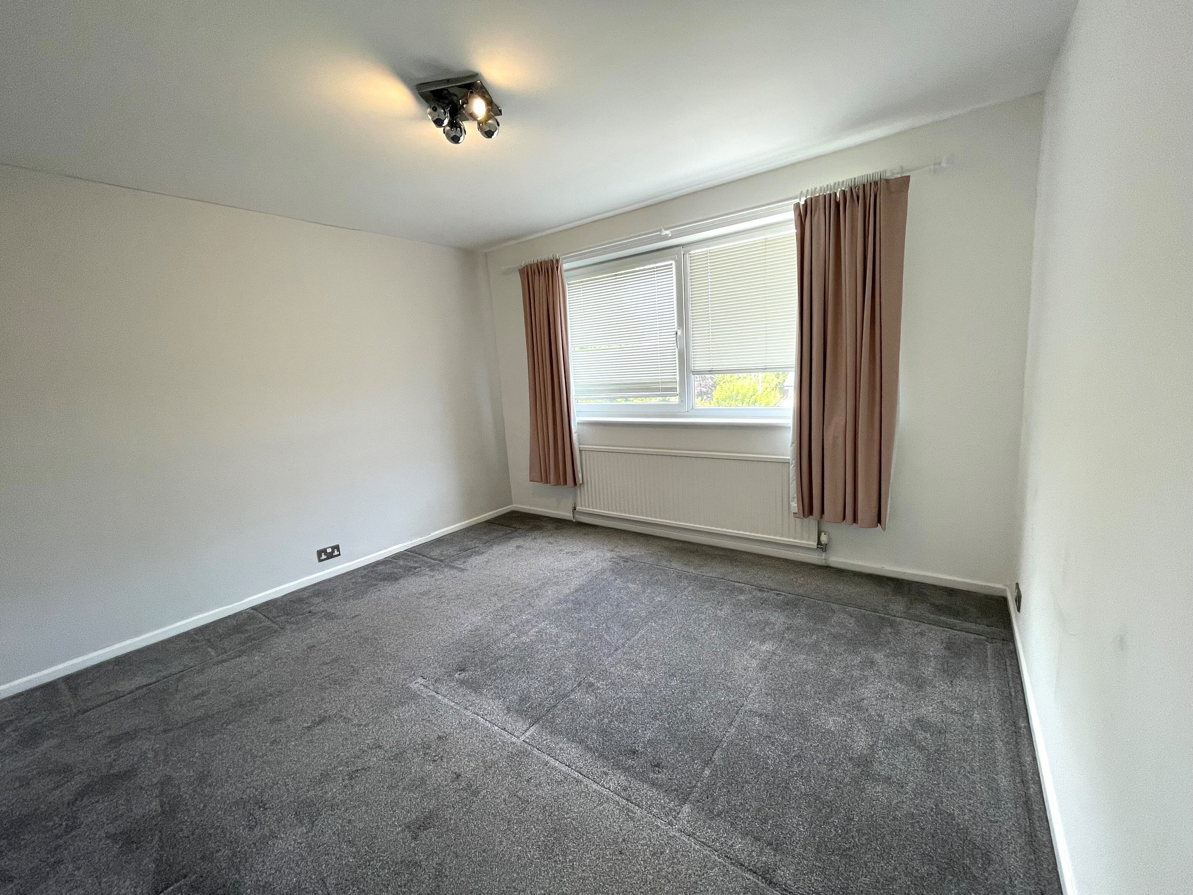 Flat Palatine Road in Manchester