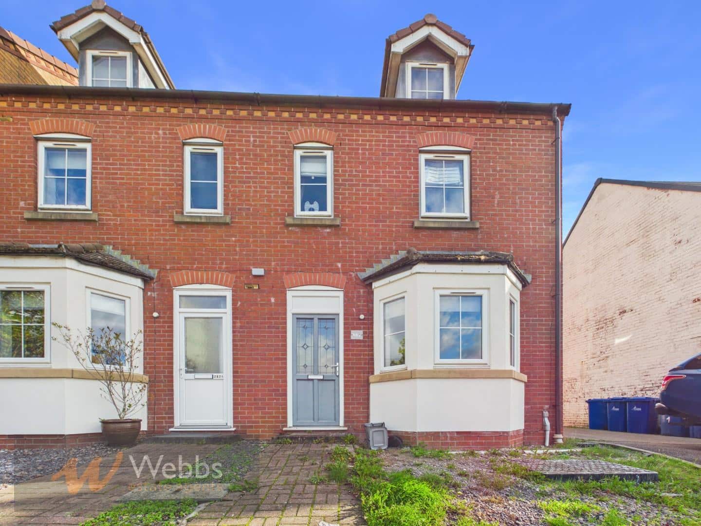 Flat Hednesford Road in Cannock Chase