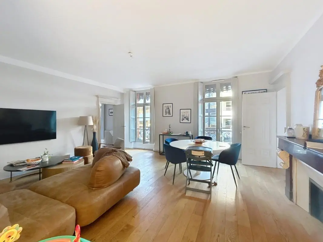 Appartement Place Victor Hugo à Toulouse