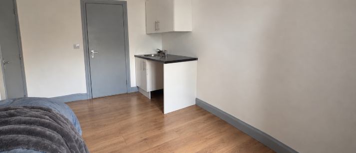 Room Bensham Lane in Greater London