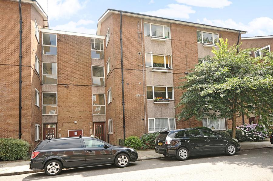 Flat Newcourt Street in City of Westminster